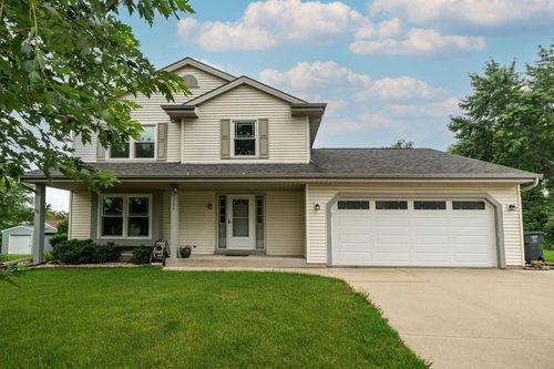 7258 S Countryside Court, Franklin, WI, 53132 | Card Image