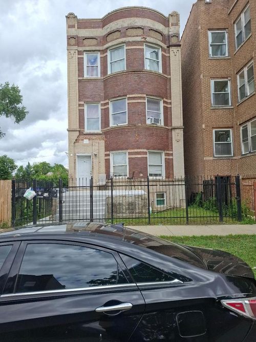 3822 W Maypole Ave, Chicago, IL, 60624-3544 | Card Image