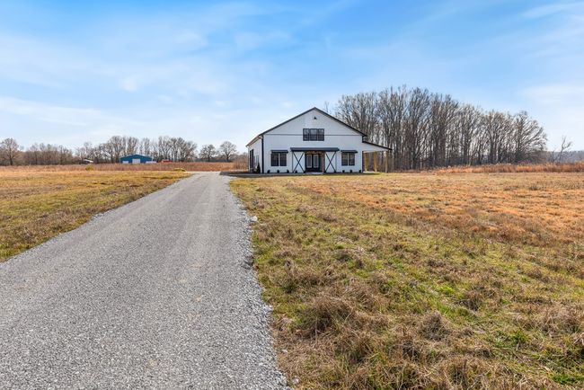 1807 Three Island Rd, Home with 3 bedrooms, 3 bathrooms and 5 parking in Walling TN | Image 22
