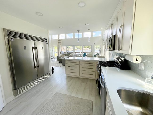 727 Treasure Island Dr, House other with 3 bedrooms, 2 bathrooms and null parking in Mattawan MI | Image 6