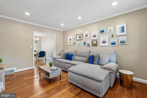 3922 Q St Se, WASHINGTON, DC, 20020-1057 | Card Image