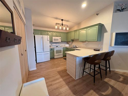 apt-304-1335 Se 6th St, Grimes, IA, 50111-1216 | Card Image