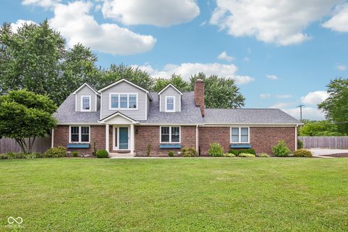1924 S Avon Ave, Avon, IN, 46123-8499 | Card Image