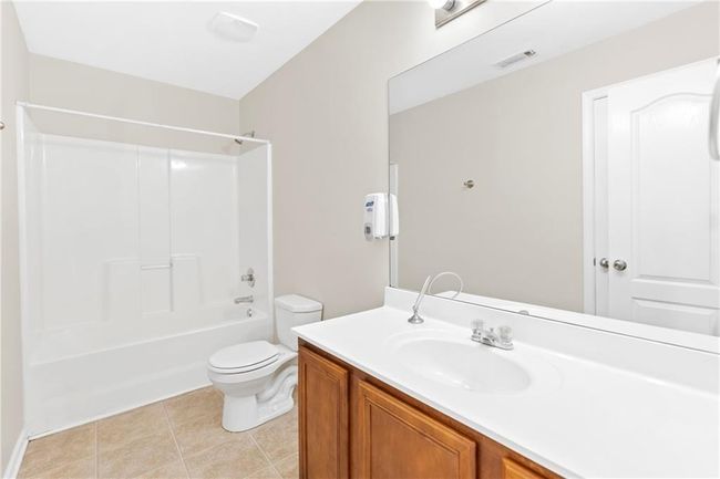 6742 Grand Hickory Dr, House other with 4 bedrooms, 3 bathrooms and null parking in Braselton GA | Image 25
