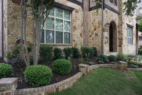 112 Aransas Dr, Irving, TX, 75039-3310 | Card Image