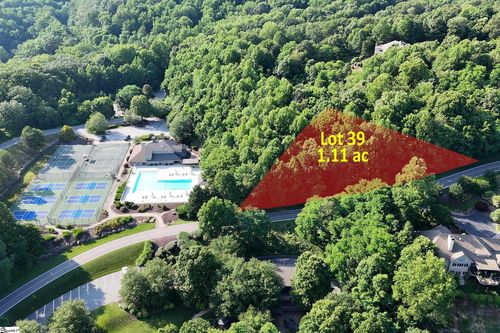 39 Raptor Way, Landrum, SC, 29356-3407 | Card Image