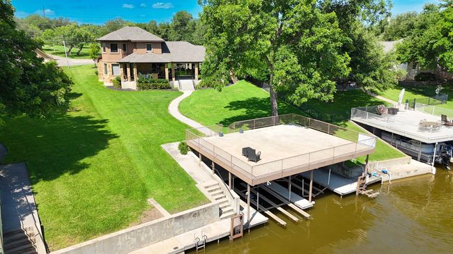 306 Bridgepoint Dr, House other with 5 bedrooms, 6 bathrooms and null parking in Kingsland TX | Image 25