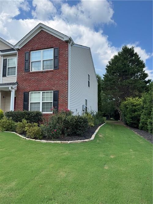 8155 River Hill Commons Dr, Ball Ground, GA, 30107-3538 | Card Image