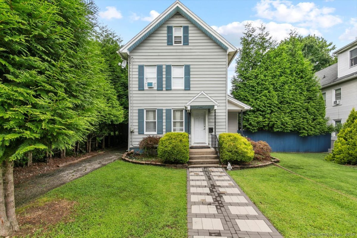 Dwight St, Ansonia, CT 06401