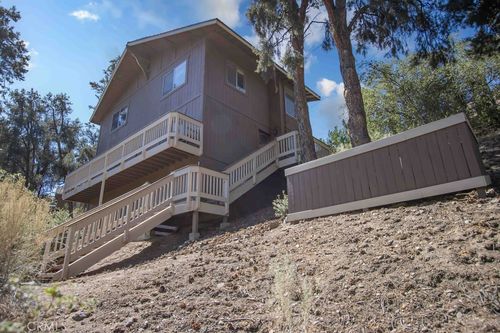 2441 Innsbruck Ct, PINE MOUNTAIN CLUB, CA, 93222-4035 | Card Image