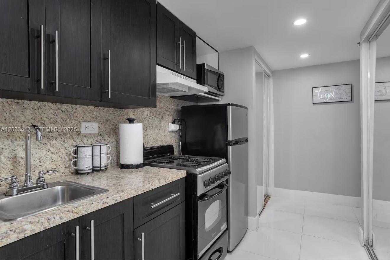 Residential in Sunny Isles Beach 4