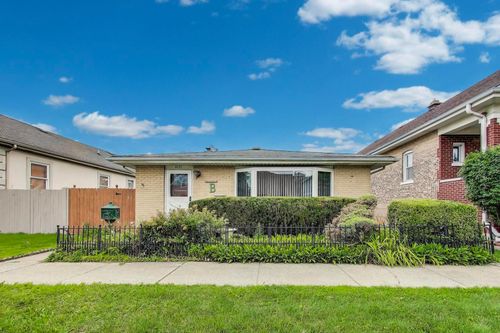 4121 Maple Ave, Lyons, IL, 60534-1424 | Card Image