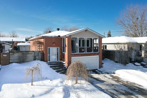 4 Teskey Crt, Collingwood, ON, L9Y4R9 | Card Image
