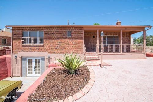2515 Arizona Ave, El Paso, TX, 79930-1010 | Card Image