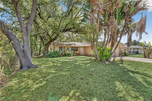 1938 Flamingo Dr, NORTH FORT MYERS, FL, 33917-3141 | Card Image