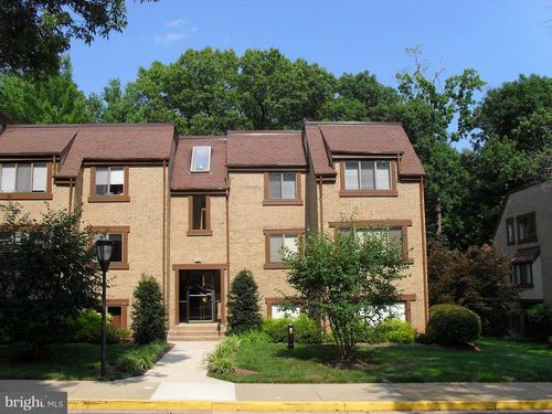 301-1659 Parkcrest Cir, RESTON, VA, 20190-4947 | Card Image