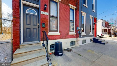 652 N 36th St, PHILADELPHIA, PA, 19104-1936 | Card Image