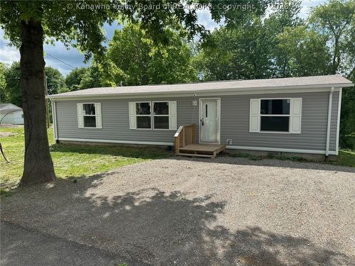 3411 Mossman Ave, Point Pleasant, WV, 25550-1819 | Card Image