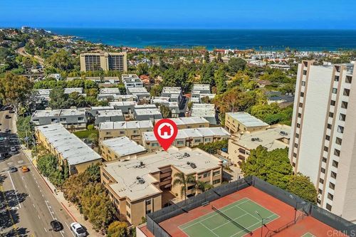unit-b202-2420 Torrey Pines Rd, La Jolla, CA, 92037-3464 | Card Image