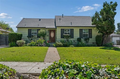 1843 Kenneth Way, Pasadena, CA, 91103-1255 | Card Image