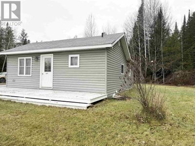 163 Highway 129, Home with 2 bedrooms, 1 bathrooms and null parking in Chapleau ON | Image 3