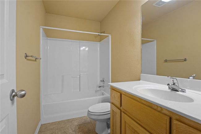 Second bathroom | Image 9