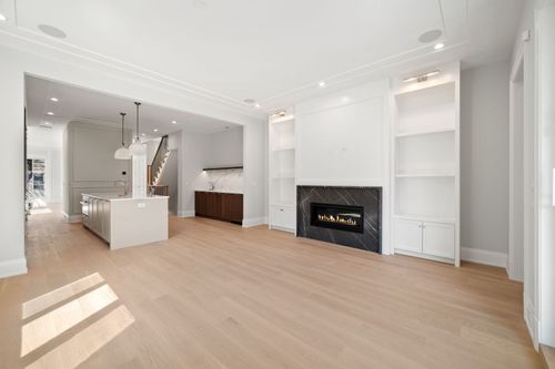 1n-2679 N Orchard St, Chicago, IL, 60614-1548 | Card Image