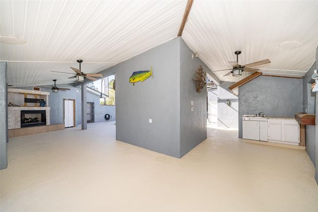 372 Rest Haven Rd, House other with 4 bedrooms, 4 bathrooms and null parking in Geneva FL | Image 44