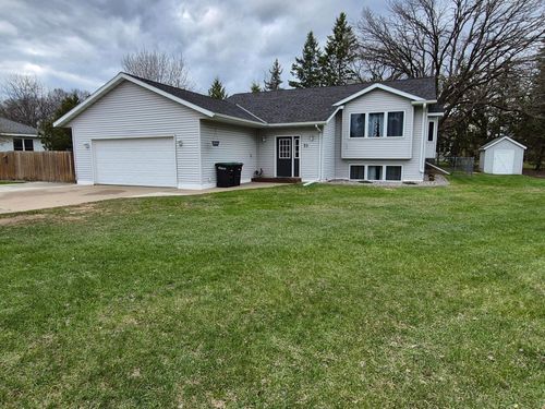 73 St Joseph Ln, Little Falls, MN, 56345-3446 | Card Image