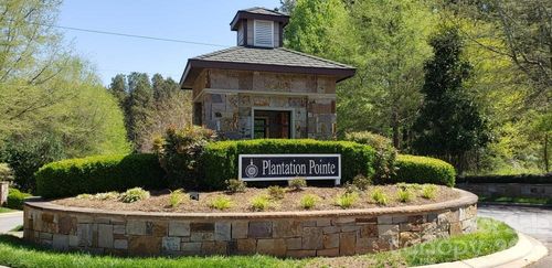 91-6020 Plantation Pointe Dr, Granite Falls, NC, 28630-8836 | Card Image