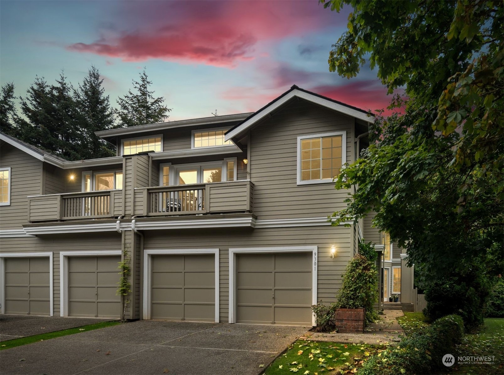 128th Ln, Kirkland, WA 98034