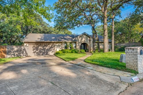 2821 Buffalo Ct, Arlington, TX, 76013-1203 | Card Image