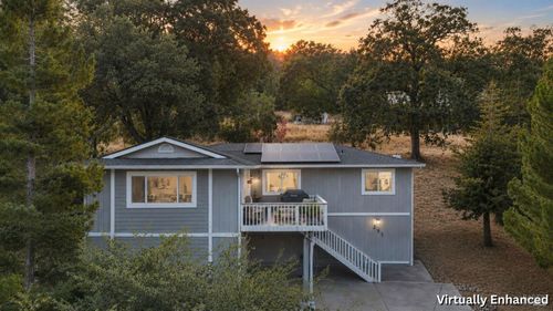 253 Circle Oaks Dr, Napa, CA, 94558-6602 | Card Image