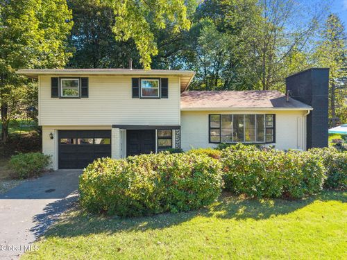 11 Diamond Ave, Troy, NY, 12180-8529 | Card Image