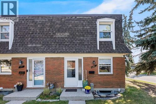 112-330 Canterbury Dr Sw, Calgary, AB, T2W1H6 | Card Image