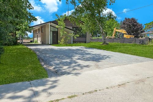 13750 Old Simcoe Rd, Prince Albert, ON, L9L1C1 | Card Image