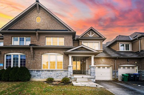 130 Naperton Dr, Brampton, ON, L6R3N5 | Card Image