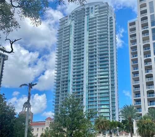 1106-100 1st Ave N, ST PETERSBURG, FL, 33701-3496 | Card Image