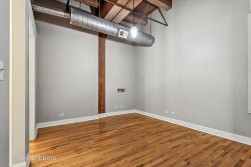 apt-108-2735 W Armitage Ave, Chicago, IL, 60647-4236 | Card Image