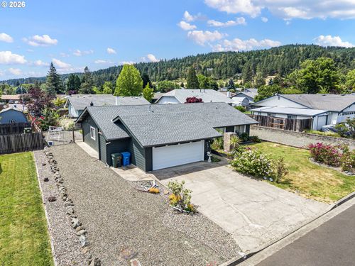 229 N Grove Ln, Sutherlin, OR, 97479-9628 | Card Image