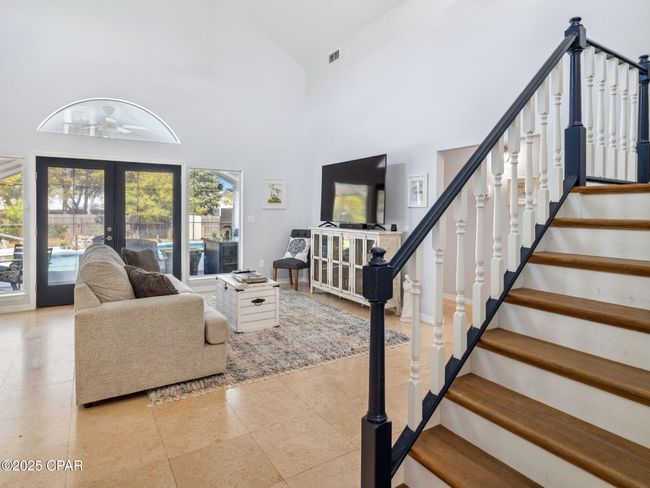 550 Seabreeze Cir, House other with 3 bedrooms, 3 bathrooms and null parking in Seacrest FL | Image 13