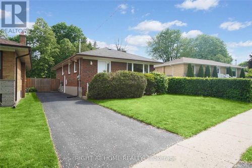 -lower-59 Chandler Drive, Toronto (Woburn), ON, M1G1Z1 | Card Image