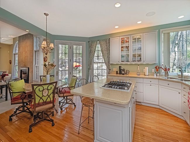 5023 Northfield Dr, House other with 3 bedrooms, 4 bathrooms and 3 parking in Gibsonia PA | Image 10