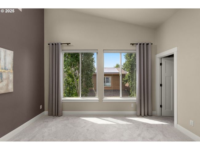 Bedroom, Primary | Image 19