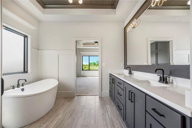 17556 Acton St, House other with 4 bedrooms, 3 bathrooms and null parking in Overland Park KS | Image 18