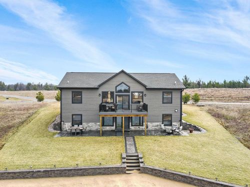 N8815 Lake Cabin Dr, New Lisbon, WI, 53950-9331 | Card Image