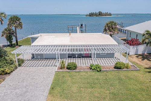 13630 Indian River Dr, Sebastian, FL, 32958-3435 | Card Image
