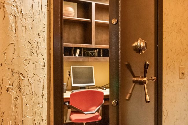 View of office | Image 21