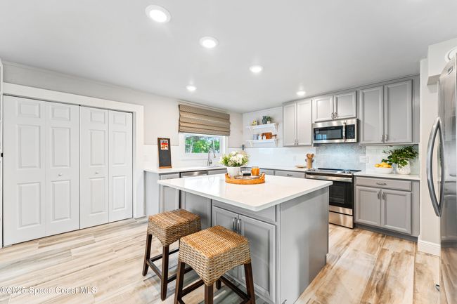 121 Circle Dr, House other with 3 bedrooms, 3 bathrooms and null parking in Cocoa FL | Image 37