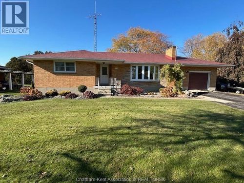 523 Indian Creek Rd W, Chatham, ON, N7M0P5 | Card Image